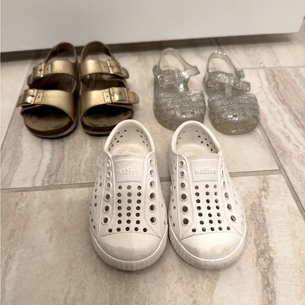 White Native Size 5 Toddler Bundle